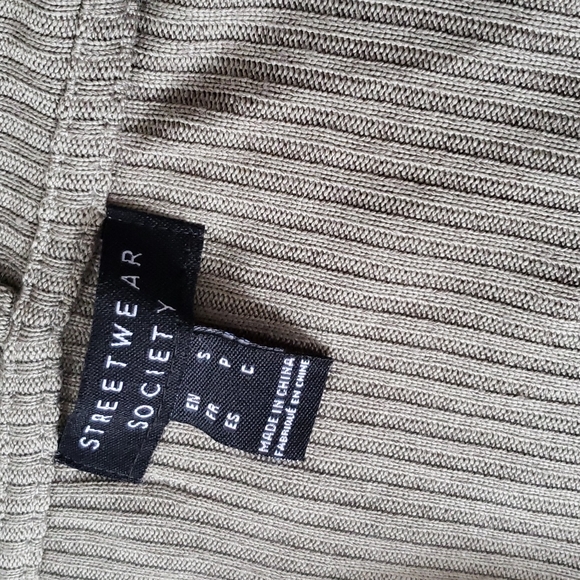 Green hooded cardigan size small - Picture 3 of 3